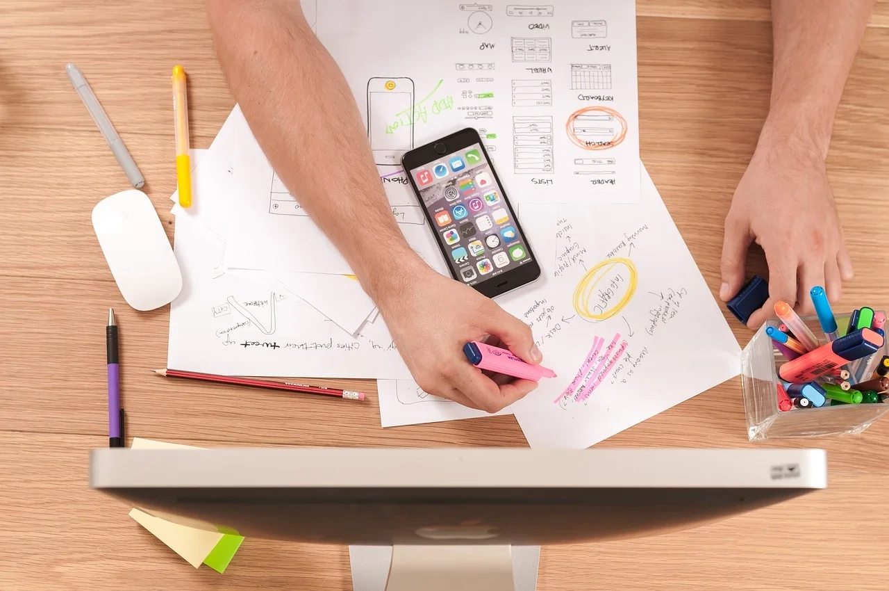 Principais estratégias de UI/UX Design para aprimorar a experiência do usuário em 2024
