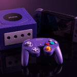 Console Nintendo GameCube roxo ao lado do Nintendo Switch 2 com controle clássico em fotografia de estúdio