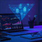 Mesa moderna com laptop exibindo gráficos de marketing de desempenho e projeção holográfica de dados digitais em 2026
